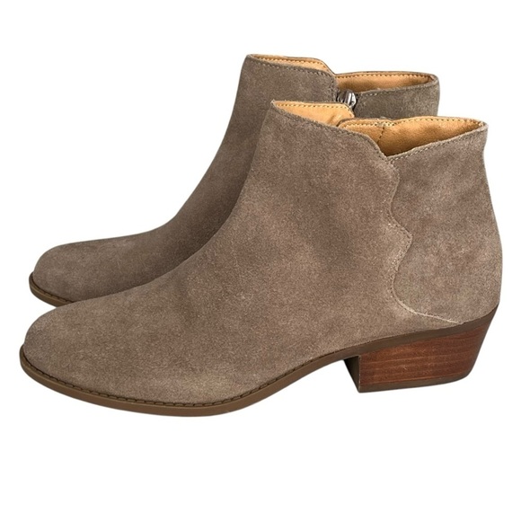 Sole Society “So-Breyon” Tan Suede Stacked Heel Boots Size 7.5 Medium - Picture 1 of 11